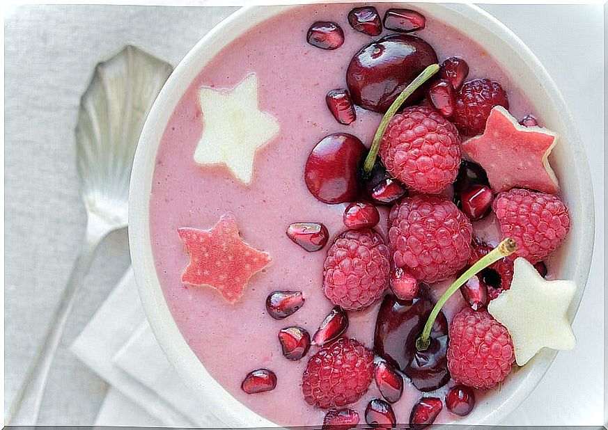 Smoothie bowls are very nutritious.