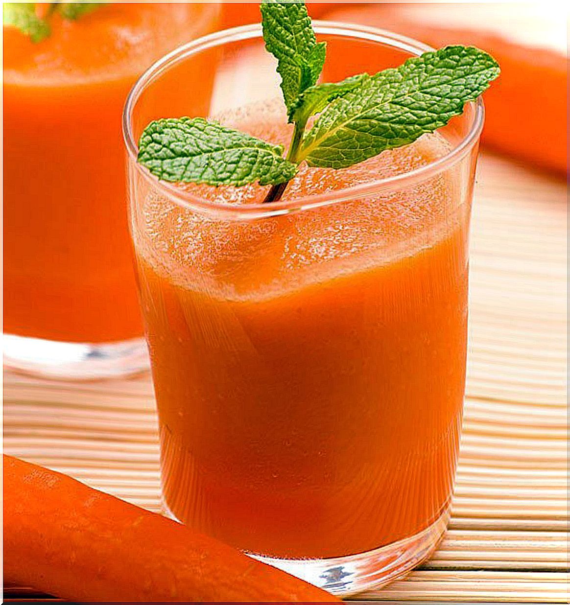 carrot-juice-beneficial-for-the-face