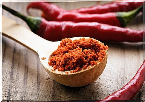 How to prepare natural cayenne pepper oil