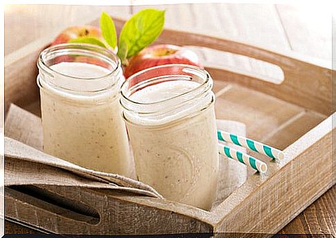 Apple psyllium smoothie