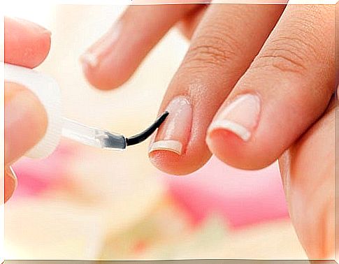 We-give-you-the-keys-to-healthy-and-perfect-nails.