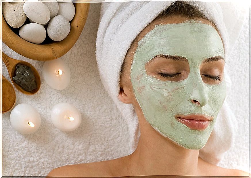 Treatments to detoxify the skin of your face naturally